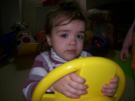 Axelle en voiture